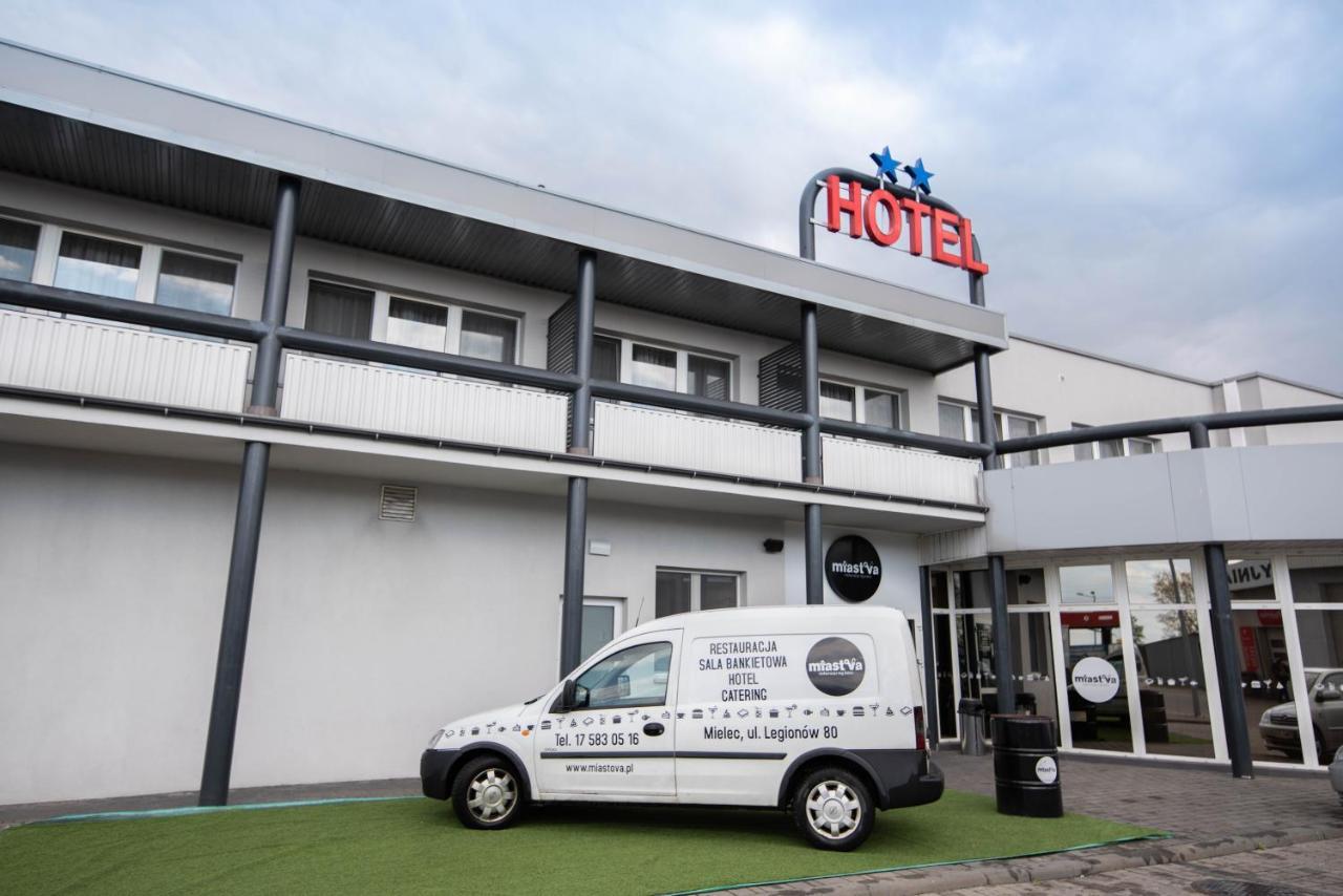 Hotel Reg Benz เมียเลส ภายนอก รูปภาพ